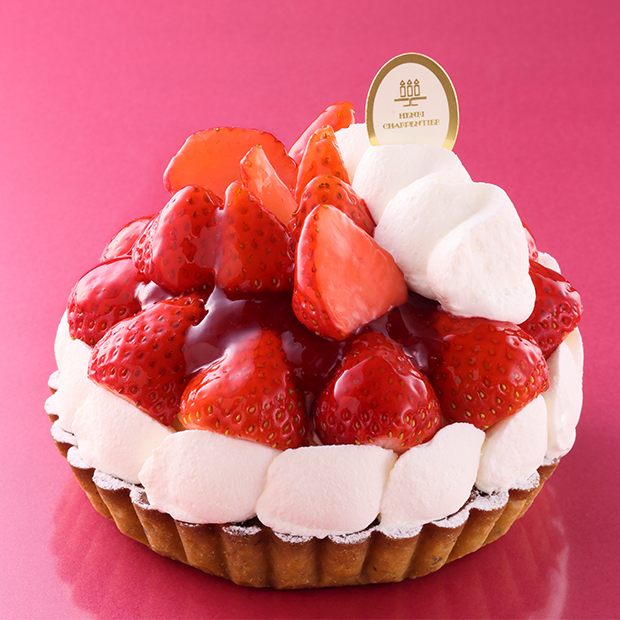 Sumptuous Strawberry Tart with Hokkaido Cream (12 cm)