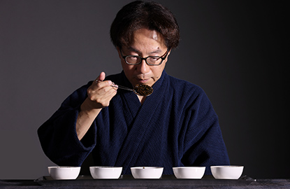 茶師十段 東 源兵衛